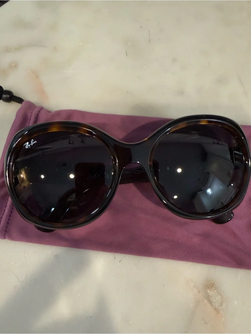 NEW Ray-Ban Tortoise Shell Sunglasses with Purple Pouch